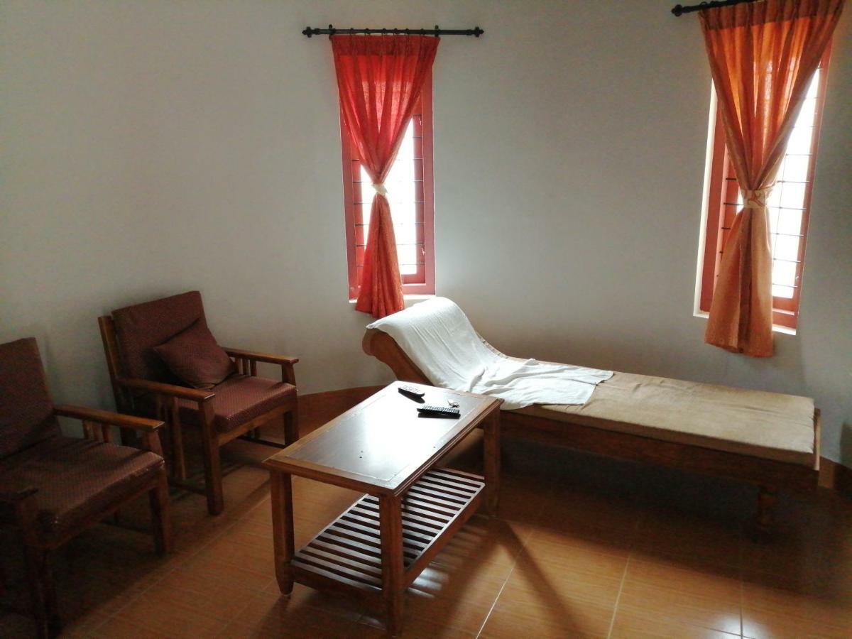 Spice Villas Holiday Udumbanshola Exteriör bild