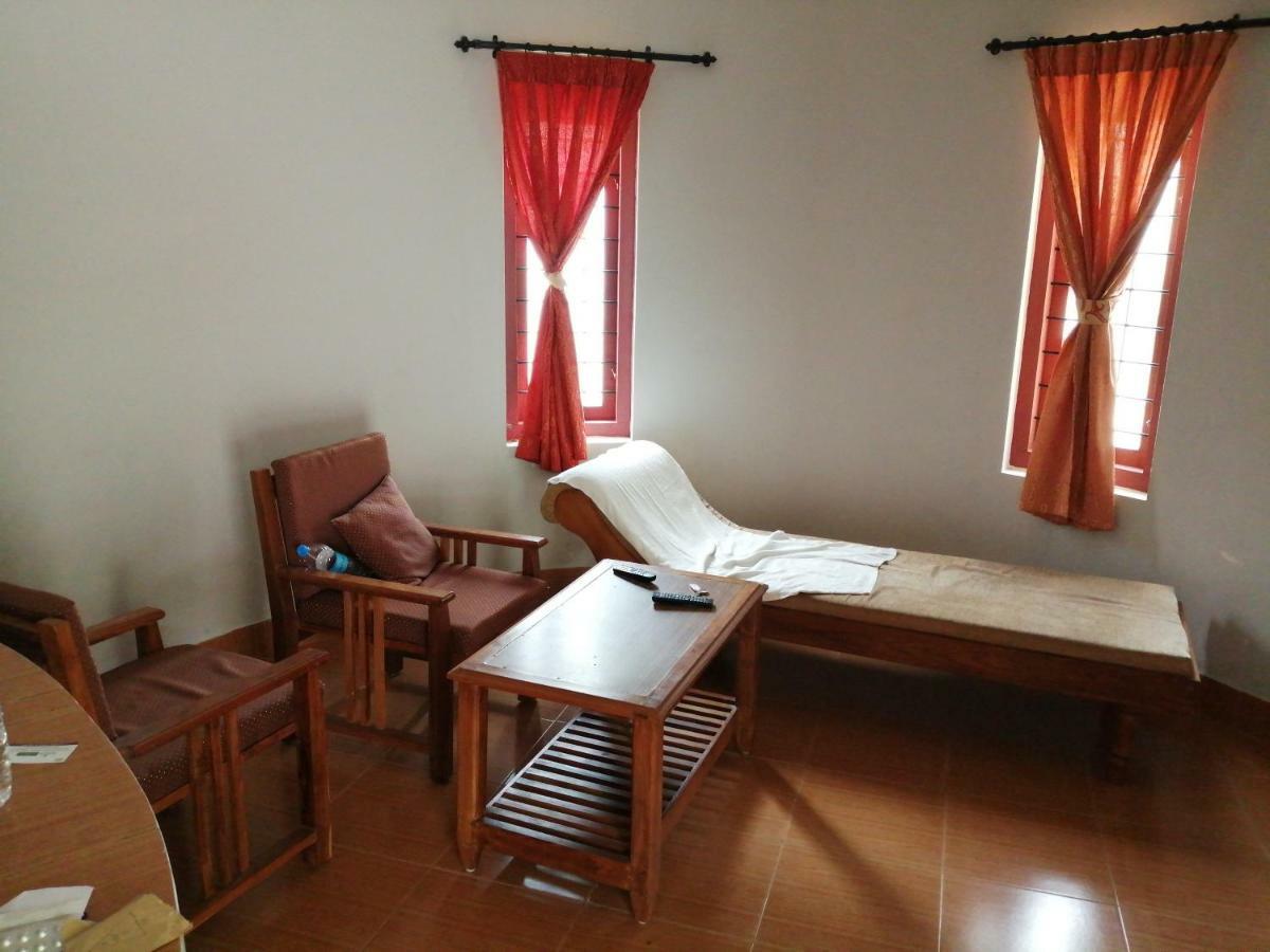 Spice Villas Holiday Udumbanshola Exteriör bild